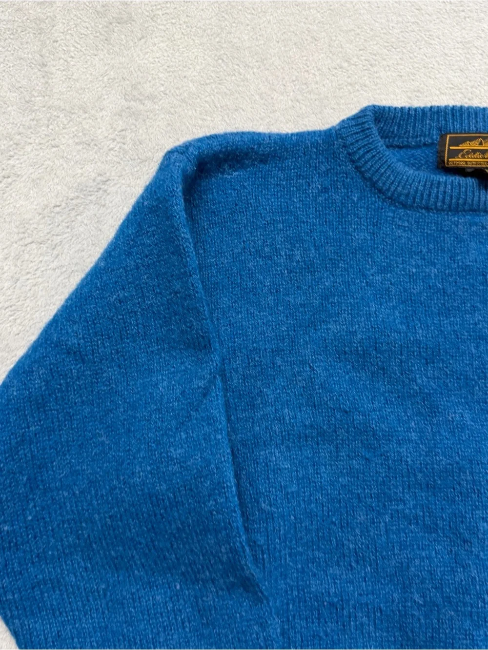 Vintage 90s Eddie Bauer 100% Wool Sweater Mens M Blue Crewneck Hong Kong